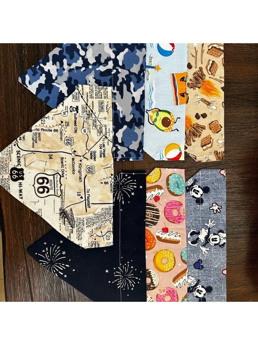 Dog Bandana Various Patterns - Picture 2 of 12